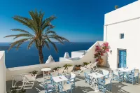 Pantelia Suites