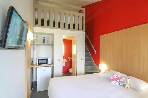 Kyriad Direct Poitiers  - Gare du Futuroscope Hotel di Vienne
