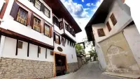 Serbetci Garden Konak - parking