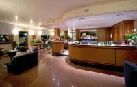 Hotel & Wellness FRA I Pini - bar