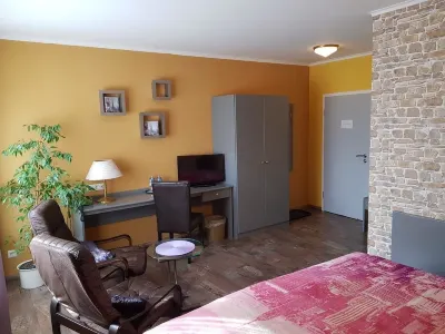 Hotel Zur Fichtenbreite -Garni- Hotel di Oranienbaum-Worlitz