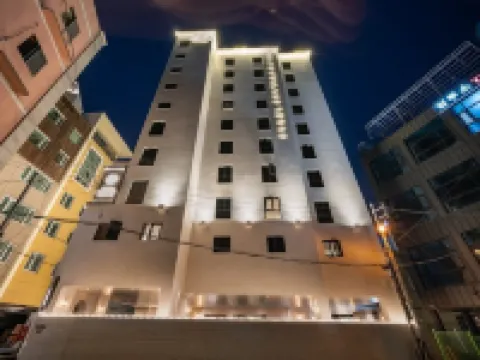 松亭H時刻酒店 鄰近松亭海水浴場的酒店