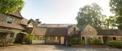 The Talbot Inn Hotels in Stratton