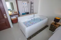 Norn Talay Surin Beach Phuket - Kylpyammeita