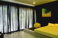 Padmadewi Anyer Hotels in Cinangka