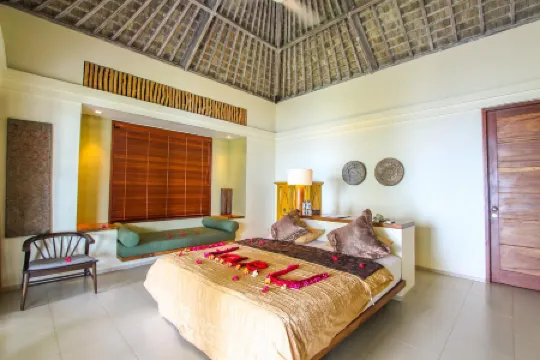 Villa Bukit Segara Отели рядом с достопримечательностью «Lipah Beach»