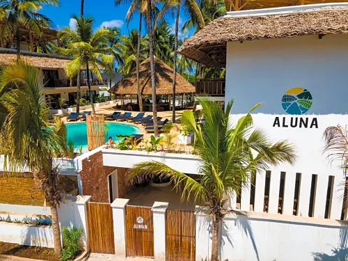 Aluna Paje - parking