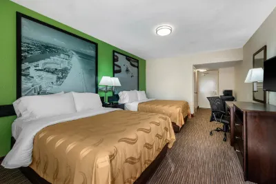 Quality Inn Daytona Beach Oceanfront Hotel berhampiran Pusat Ocean