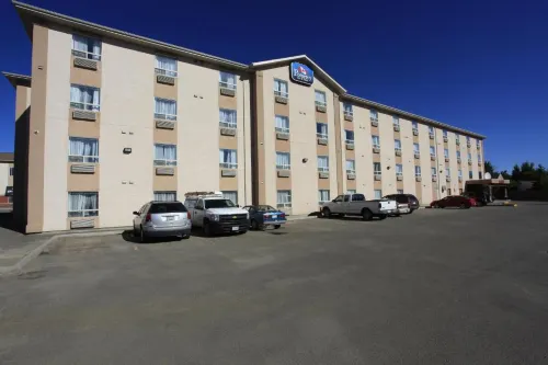 Pomeroy Inn & Suites Fort St. John Hotels in Peace River C