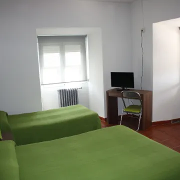 Hostal la Estación Отели рядом с достопримечательностью «City Hall»