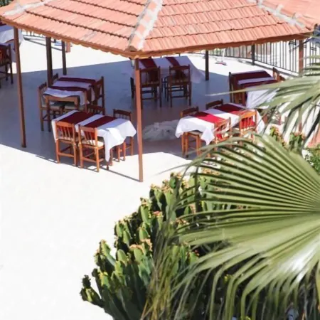 Apollon Hotel