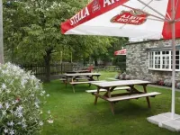 The Anchor Inn Hotels near Tesco Superstore