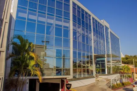 Riellis Center Hotel Отели в г. Ботукату