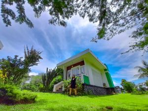 The Jhon's Cianjur Aquatic Resort