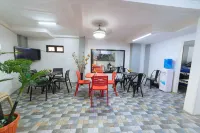 RedDoorz @ San Antonio Binan Laguna Hôtels à : Binan