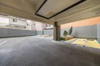 TheOne Hotel - parking