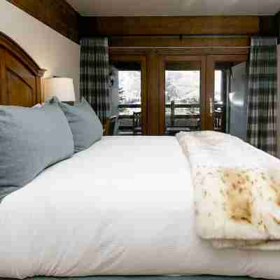 Deluxe King Room Hotel Room Rooms