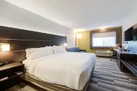 Holiday Inn Express NEWBERG - WINE COUNTRY by IHG