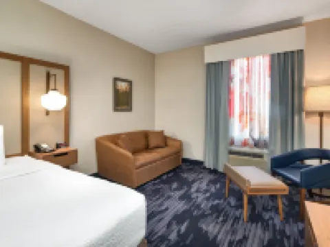 Fairfield Inn Toronto Oakville Hotels in Oakville