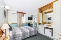 Spring Hill Terraces Motel & Apartments Hotels near Cathedral Square