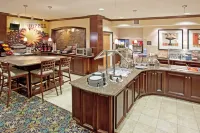 Staybridge Suites AKRON-STOW-CUYAHOGA FALLS by IHG - breakfast
