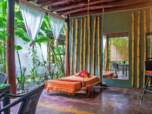 Canaima Chill House