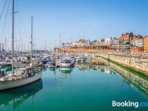 Beautiful Apartment on Ramsgate Sea-Front