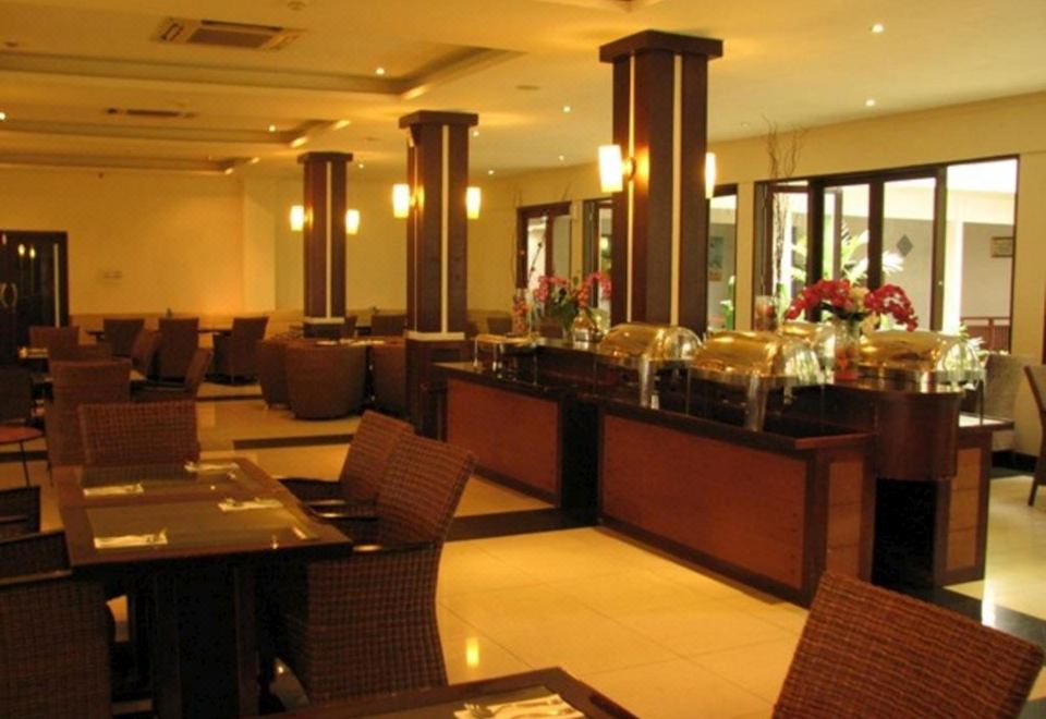 2. Oasis At..