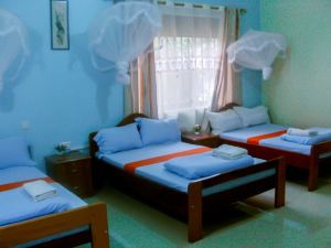 Naju Guest House Masindi