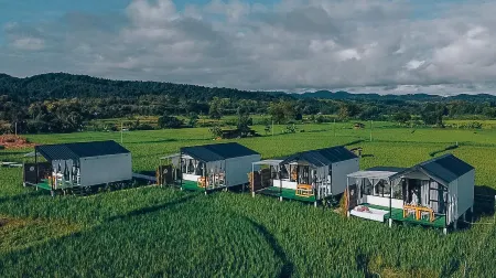 Viewna Little Home(วิวนาลิตเติ้ลโฮม) Отели в г. Santi Suk