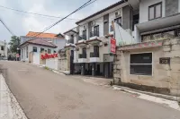 RedDoorz at Dago Asri 3