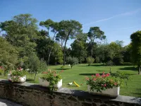 Les Volets Violets Hotels near Camping the Golden Tree Landes