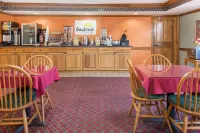 Days Inn by Wyndham Amherst - 2-Star