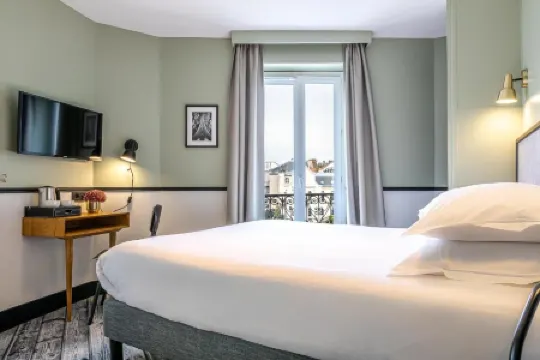 Hotel de l'Aqueduc Отели рядом с достопримечательностью «Монмартр»