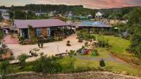 The Tropicana Làng B'la Các khách sạn gần Săn Mây Farm