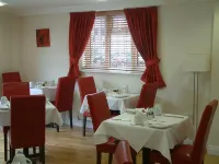 Springfields Hotels in Horsham