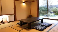 Small Inn, Senkobo Onsen Hoteles en Ōda