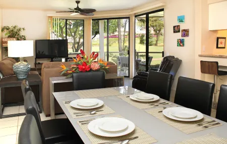 Wailea Grand Champions Villas - CoralTree Residence Collection Отели в г. Wailea