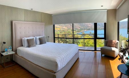 Cardedeu Hotel - Housity