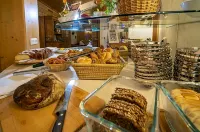 Aktiv Hotel Schweiger - breakfast