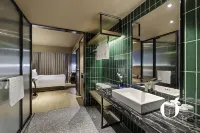 Orange Hotel (Qingdao May 4th Square)