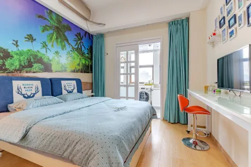 Qunzhu Smart Apartment Fifty Middle School West Campus Jinshui Guang Guozhen Plaza (Jinniu Road)
