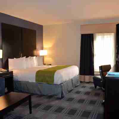 Best Western Hartford Hotel  Suites Rooms