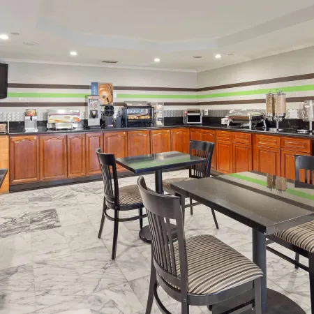 Best Western Pasadena Royale Inn  Suites