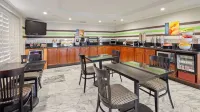 Best Western Pasadena Royale Inn  Suites - breakfast
