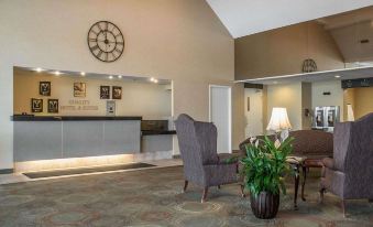 Quality Hotel & Suites Woodstock