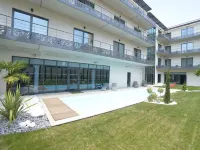 Logis Hôtel Victor Hugo & Spa - Swimmingpools