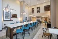 Hampton Inn & Suites Cincinnati/Kenwood - Pet Friendly