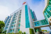 Golden City Rayong Hotel Các khách sạn gần Wat Pluak Ket