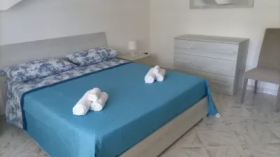 B&B A Casa di Anto Eboli parcheggio gratuito è a pochi minuti dal Palasele Hotel in zona Ponte del Diavolo